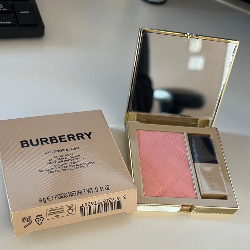 Burberry Outdoor Blush - 20 Pink Heather